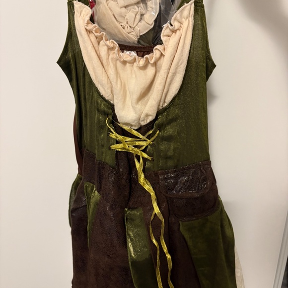 Halloween outfit - Picture 6 of 6